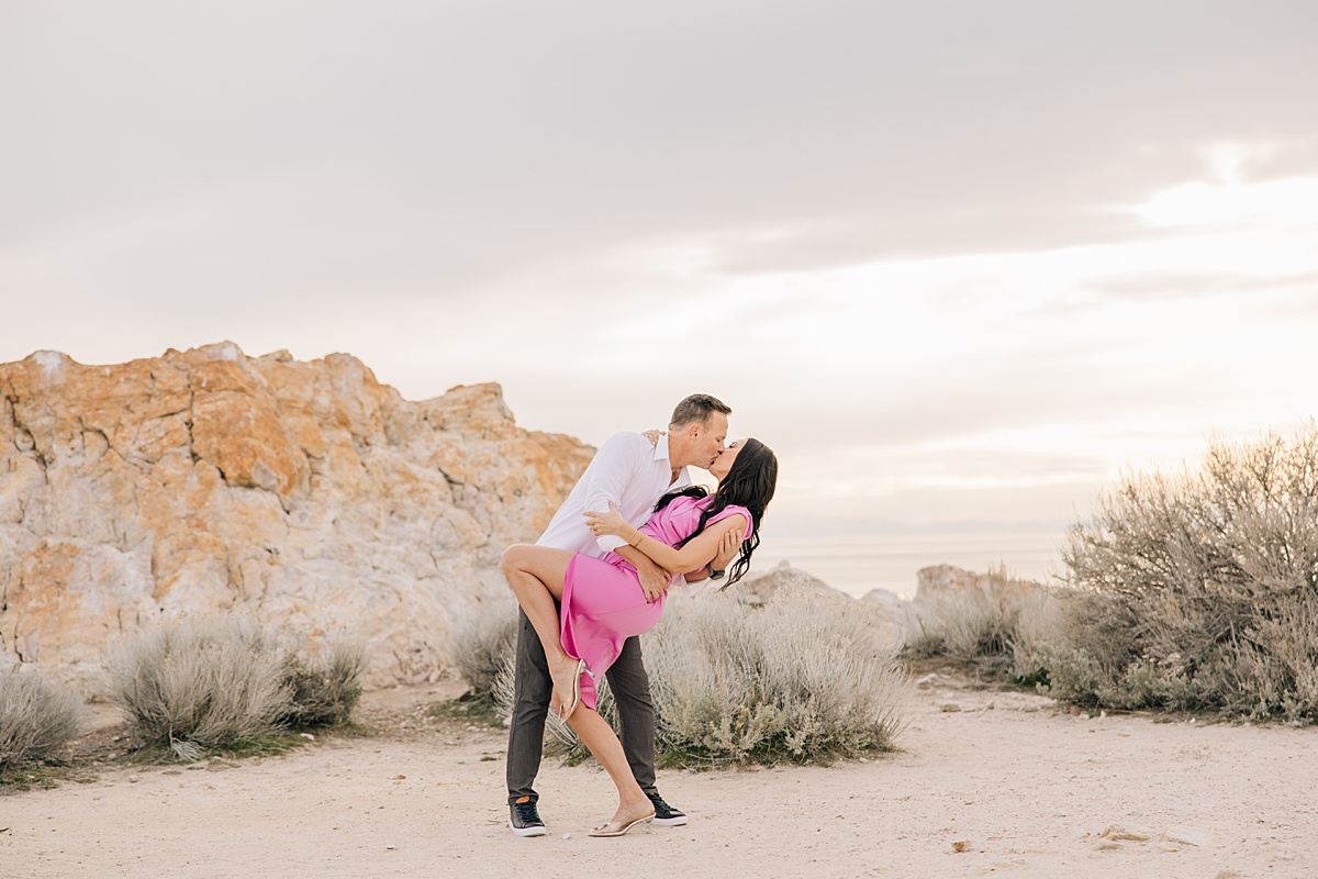 https://jackiesiggardphotography.com/wp-content/uploads/2023/04/utah-photographer_0909.jpg