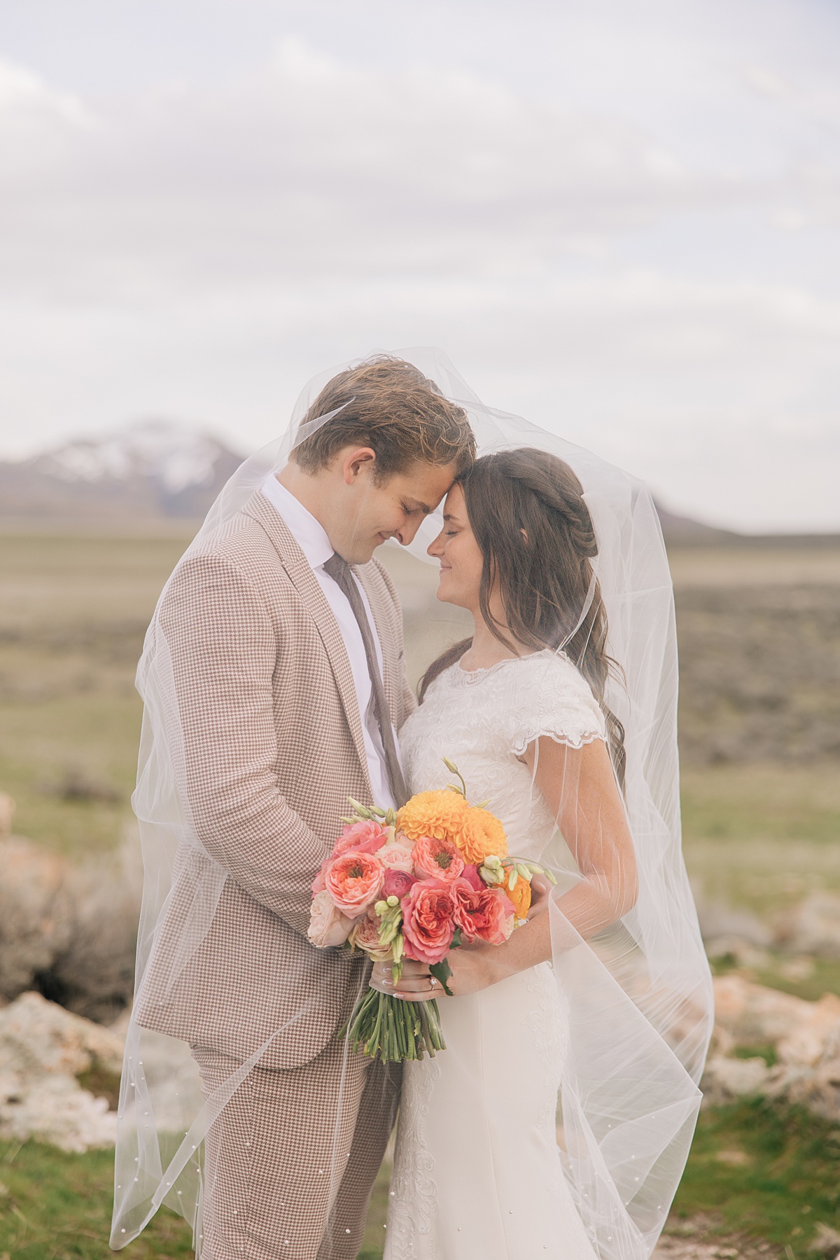 https://jackiesiggardphotography.com/wp-content/uploads/2023/04/utah-photographer_0915.jpg