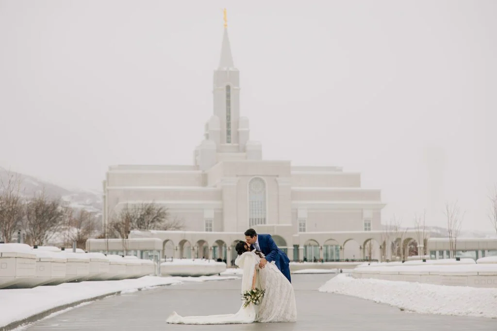 BOUNTIFUL TEMPLE UT, winter wedding